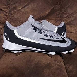 Nike Metal Baseball Athletic Cleats in Black and Gray